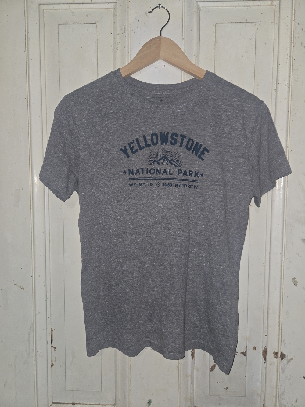 Threads 4 Thought Gray Yellowstone National Park Tee with Navy Logo